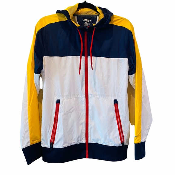 brooks lightweight running jacket